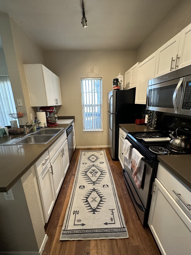 Foto del edificio - 2075 E Pinnacle Terrace Way