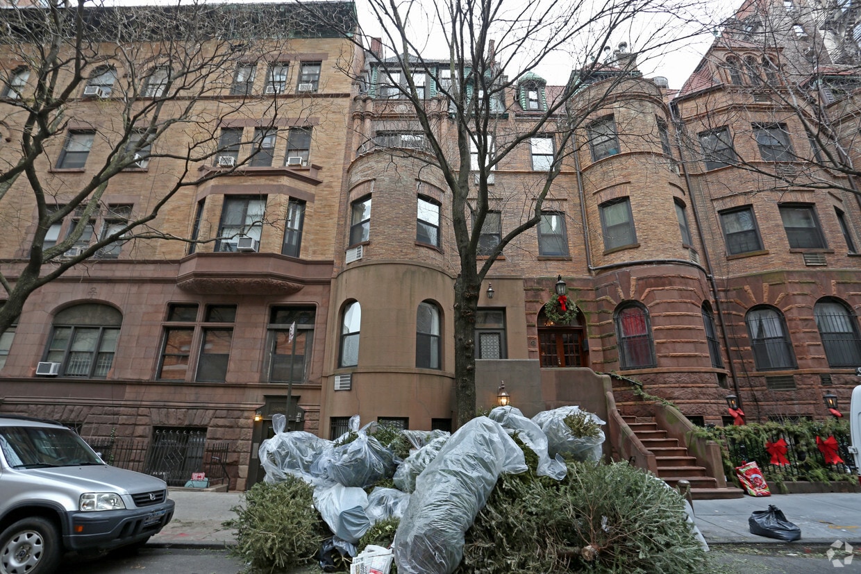 Foto del edificio - 315 W 82nd St