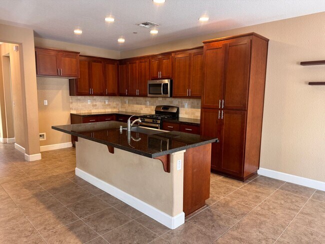 Foto del edificio - Lovely 3/2.5 in perfect location!