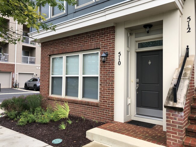Building Photo - 510 Copley Pl