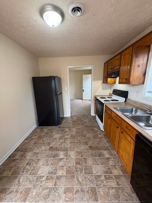 Building Photo - 1617 Flanigan Ct