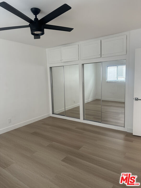 Foto del edificio - 228 S Doheny Dr