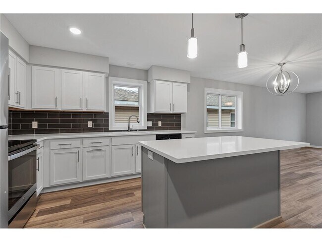 Foto del edificio - 956 19th Ave NE