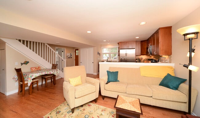 Building Photo - 1842 Spruce St