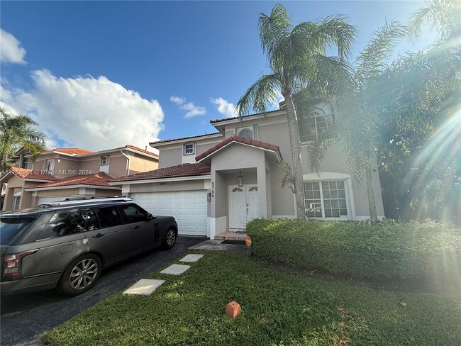 Foto del edificio - 5766 NW 99th Pl