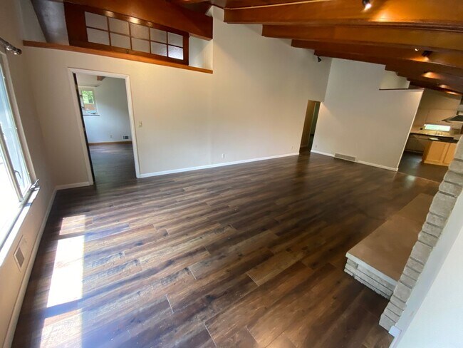 Foto del edificio - 2384 Johnston Rd