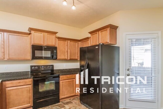 Foto del edificio - 1712 Colyn Avenue
