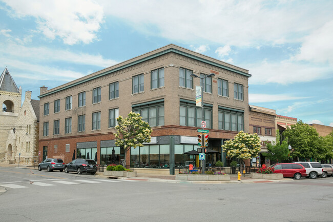 Interior Photo - Ten Ten Lofts