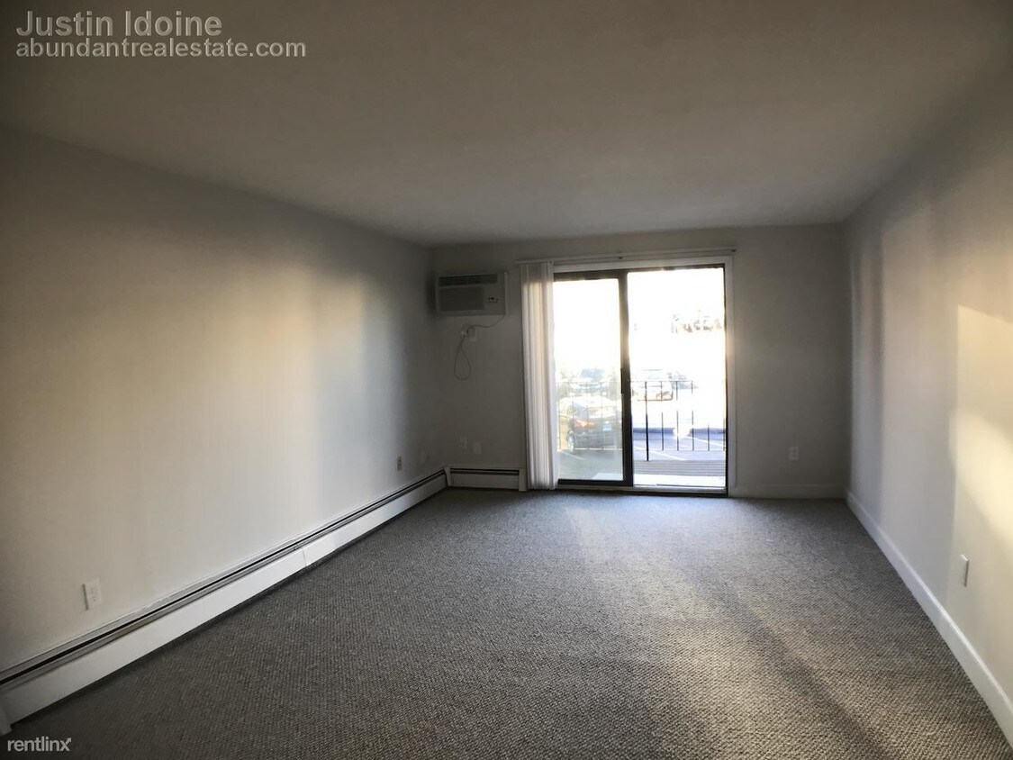 Primary Photo - 1 br, 1 bath Apartment - 17 Winter St Apt 27