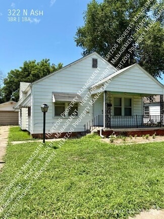 Building Photo - 322 N Ash St