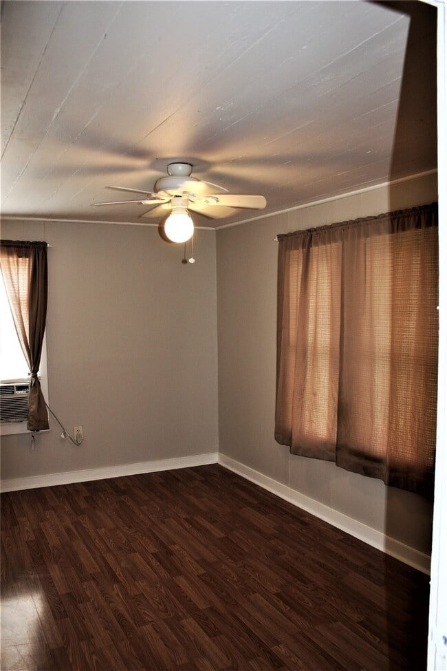 Building Photo - 6622 Church St