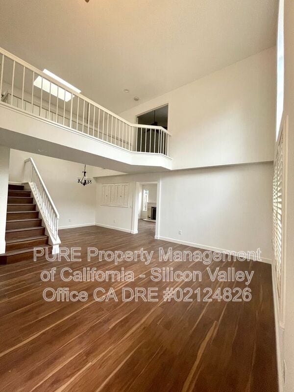 Foto del edificio - 1469 Carrington Cir