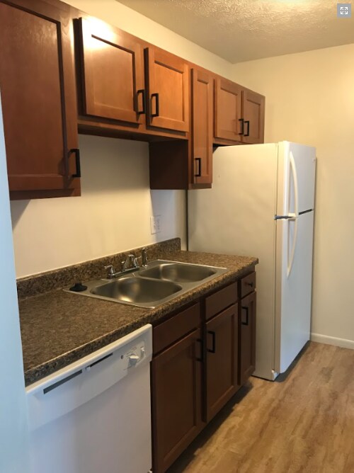 Foto principal - 5466 Beechmont Ave