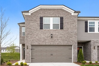 Building Photo - 1701 Tahoma Dr