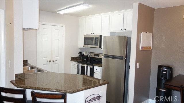 Building Photo - 2400 Del Mar Way