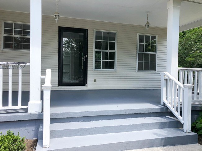 Building Photo - 1237 Edenbridge Way