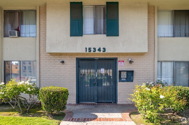 Building Photo - Valle Terrace Apartments