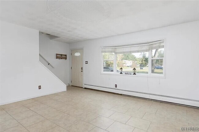 Foto del edificio - 108 Jenell Dr