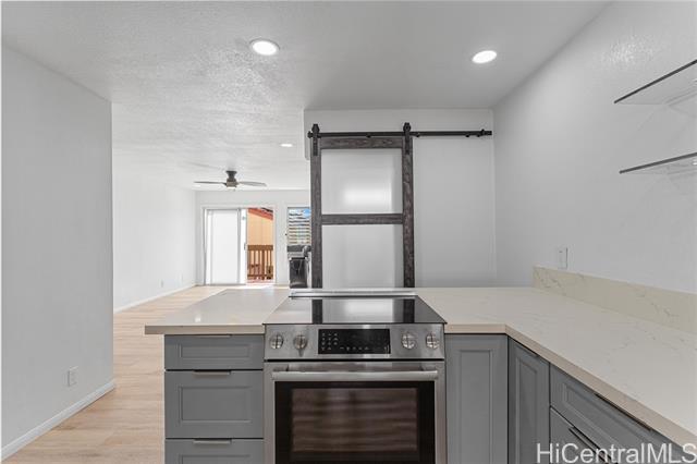 Building Photo - 46-078-78 Emepela Pl