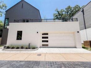 Building Photo - 765 Carnes Sta Cv