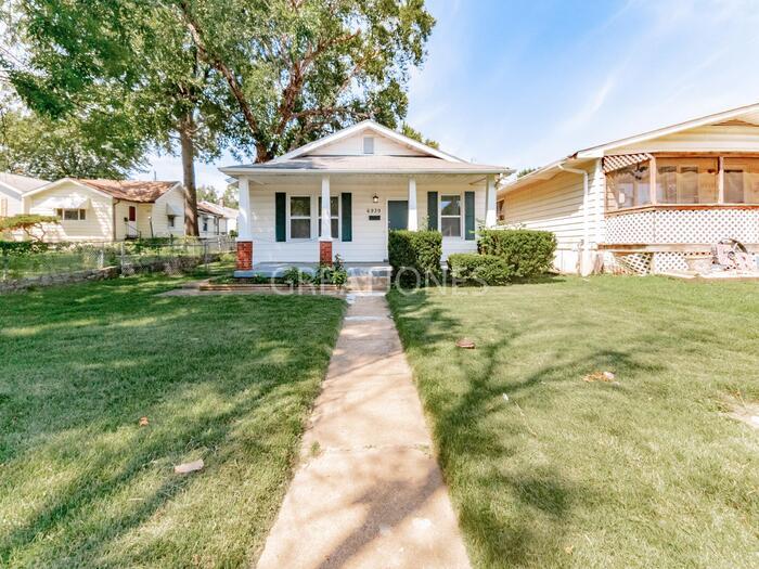 Primary Photo - Charming 2 Bedroom in St. Louis!