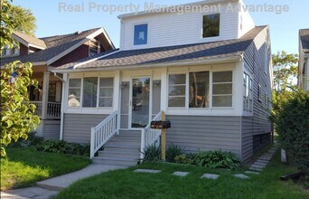 Building Photo - 340 E Cambourne St