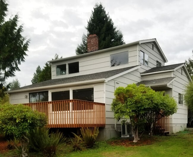Building Photo - Well Kept Port Orchard Charmer with Stellar Seattle View, Available Now!