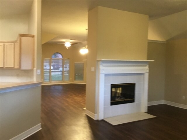Building Photo - 21726 Wildcroft Drive