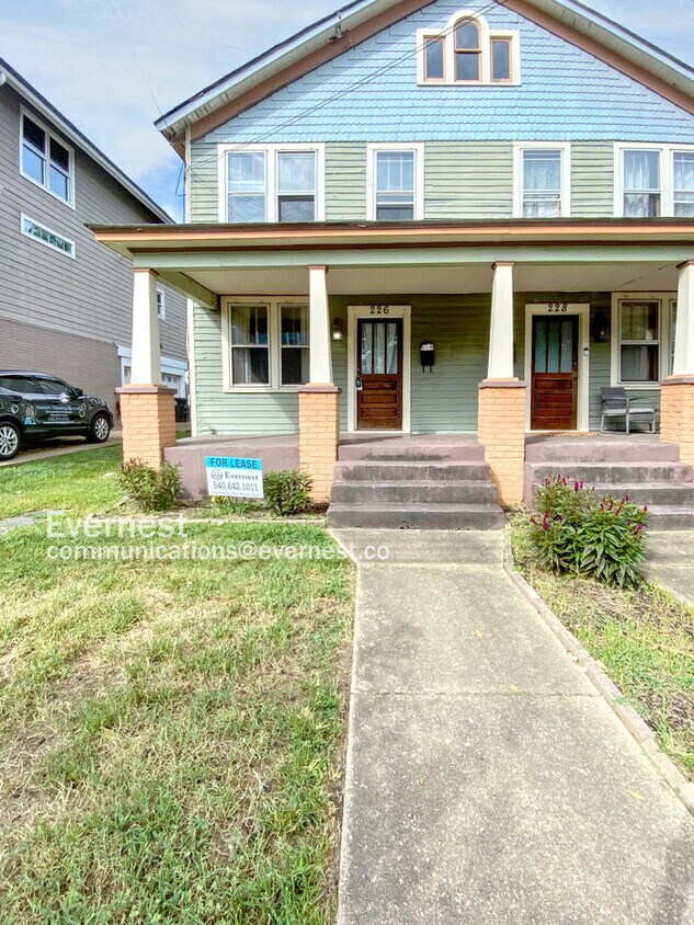 Foto principal - 226 Charles St