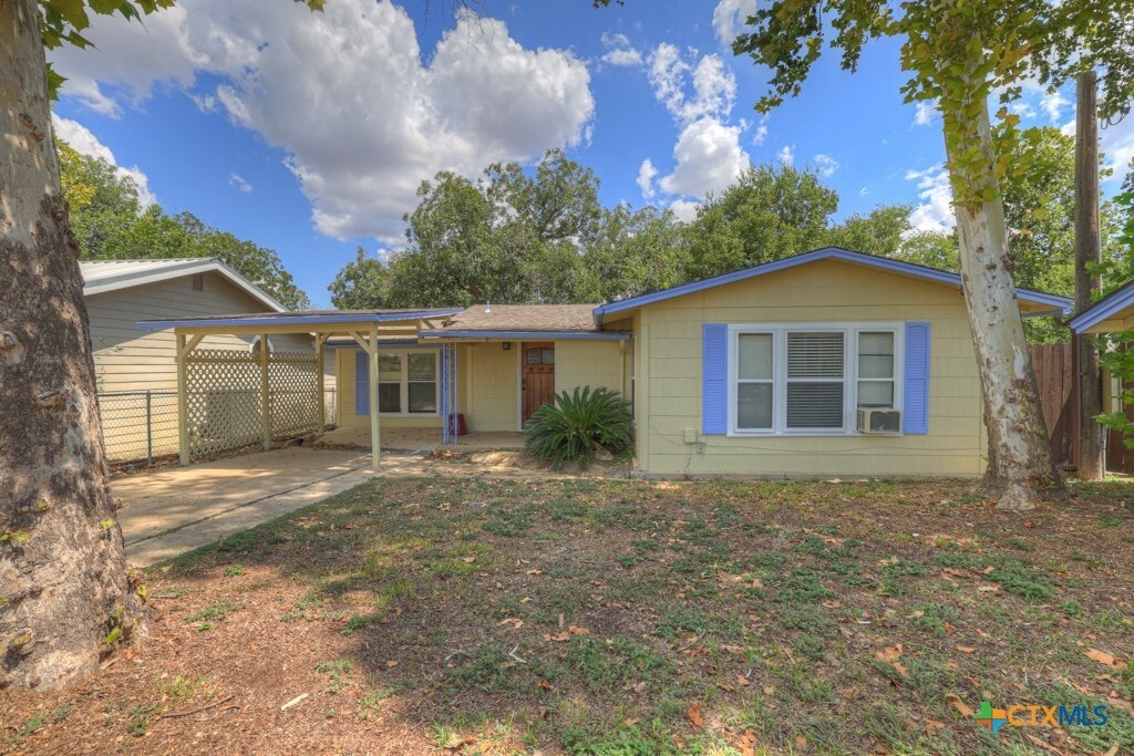 Foto principal - 1015 Reiley Rd