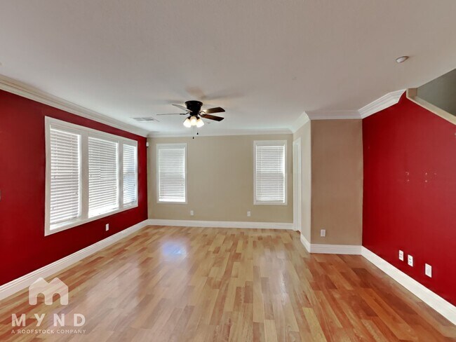 Foto del edificio - 8932 Dorrell Ln