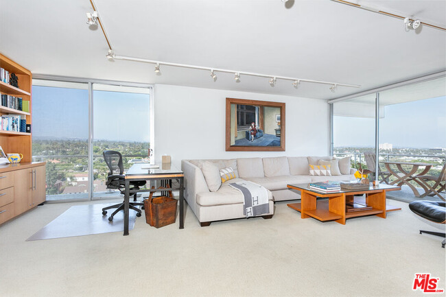 Foto del edificio - 535 Ocean Ave