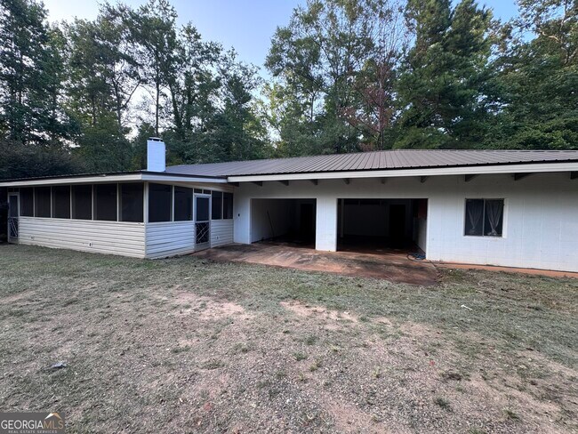 Foto del edificio - 163 Holly Ridge Rd