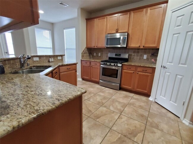 Foto del edificio - 3618 Orchard Valley Ln