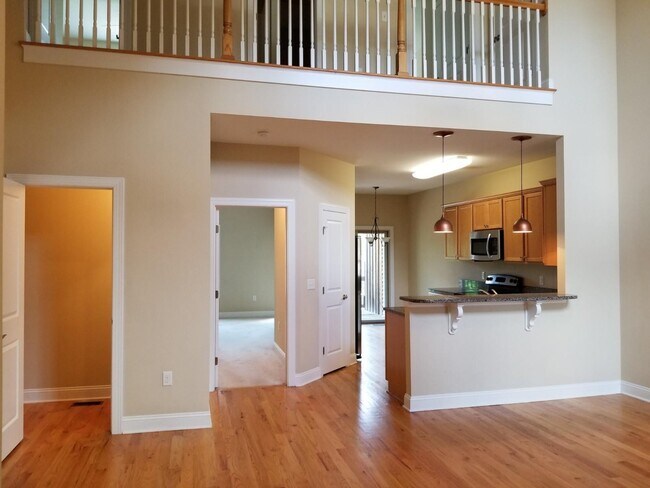 Foto del edificio - 124 Cypress Cir