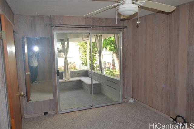 Building Photo - 3238 Makini St