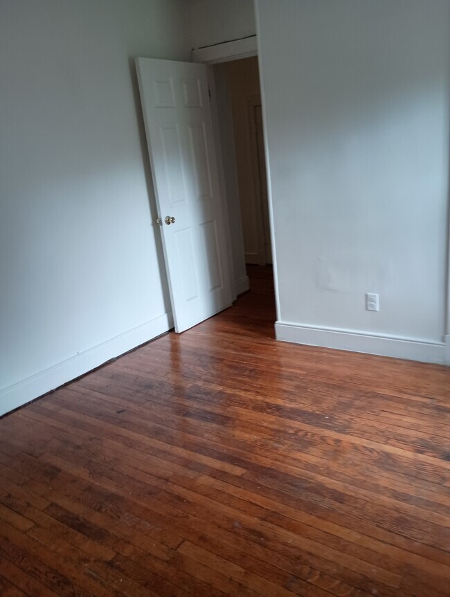 Foto del edificio - 3815 Noble Ave