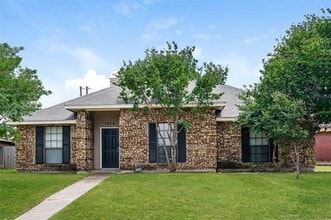 Building Photo - 1014 Brookhaven Dr