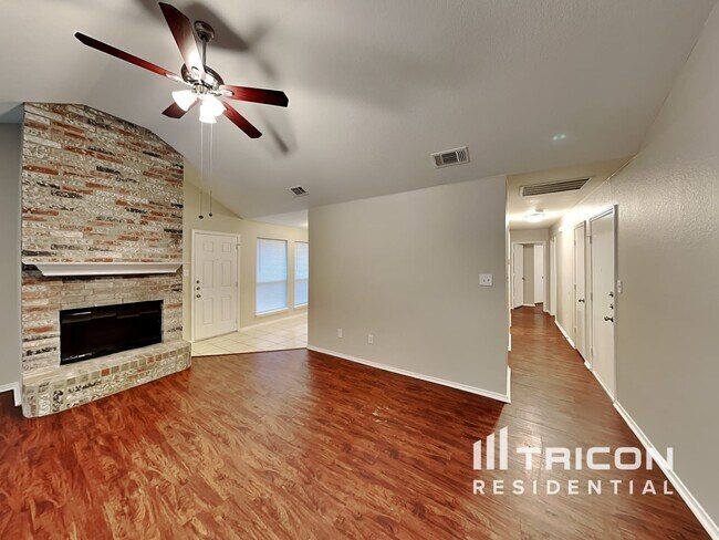 Building Photo - 2709 Star Avenue Glenn Heights TX