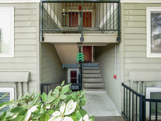 Foto del edificio - 2 Bed and 1 Bath Renton Condo is Available...