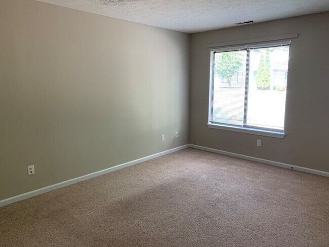 Foto del edificio - 3 Bedroom Townhouse Close to Liberty Unive...