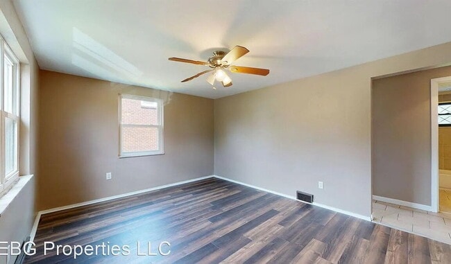 Building Photo - 149 Parkwood Rd