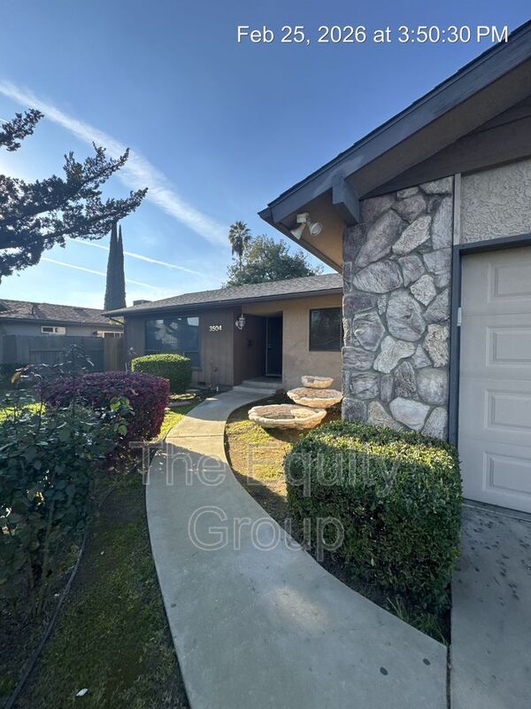 Foto del edificio - 3504 W Cutler Ave