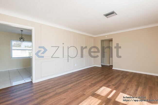 Foto del edificio - 3601 30th Ave S