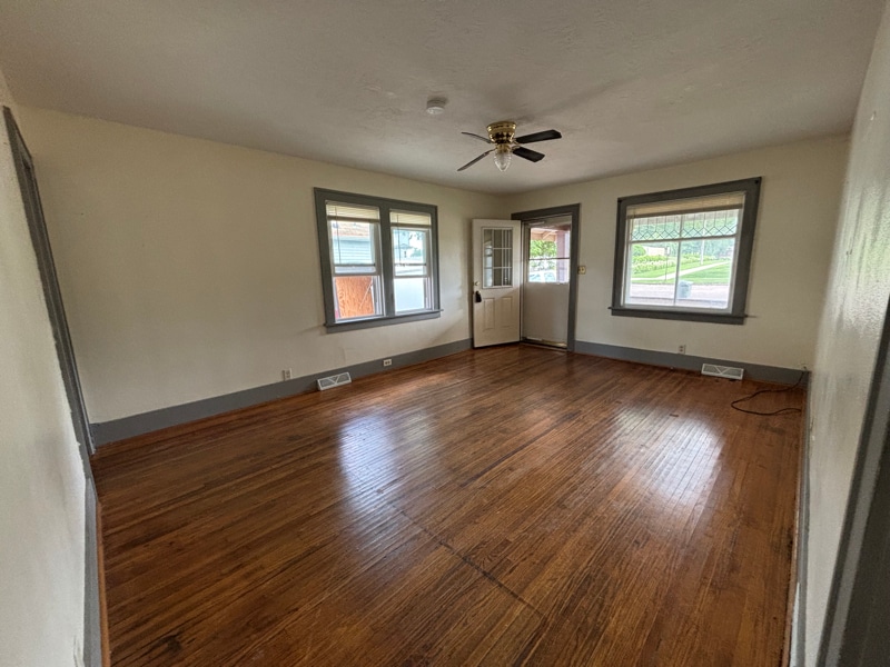 Foto principal - 1008 W 3rd St