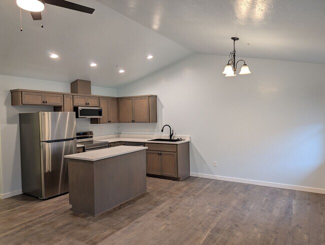 Foto del edificio - Brand New Single Level Home