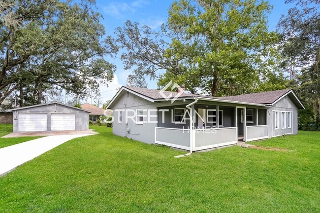 Foto del edificio - NOW OFFERING FIRST FULL MONTH FREE!