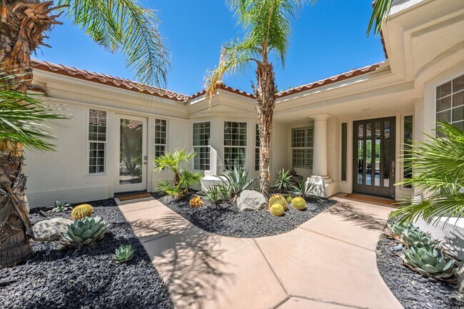 Foto del edificio - 51493 Marbella Ct