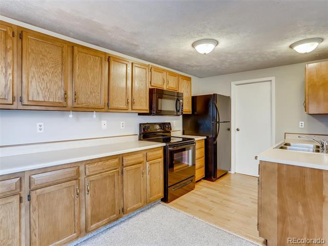 Foto del edificio - 9298 Gray Ct