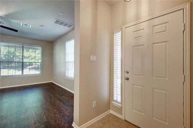 Building Photo - 1310 W Parmer Ln
